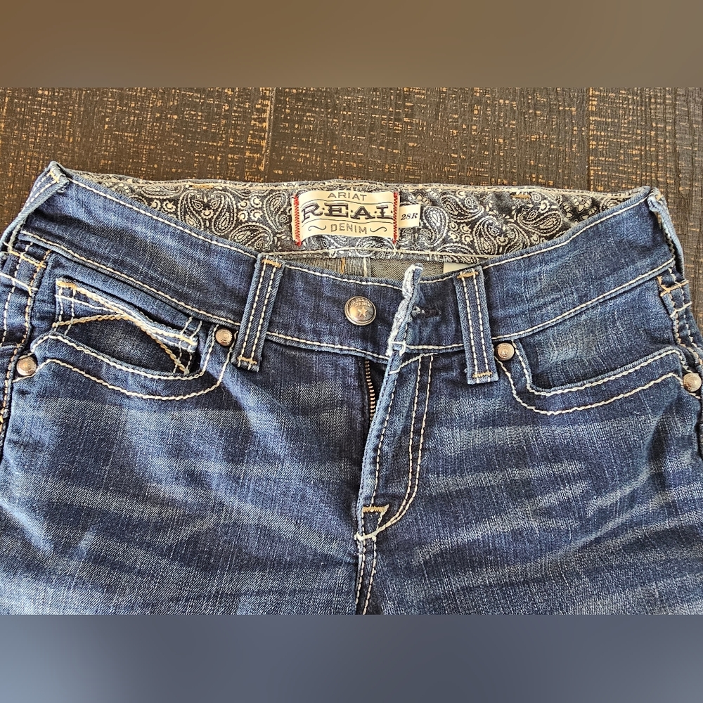 Ariat EUC sz 28R jeans